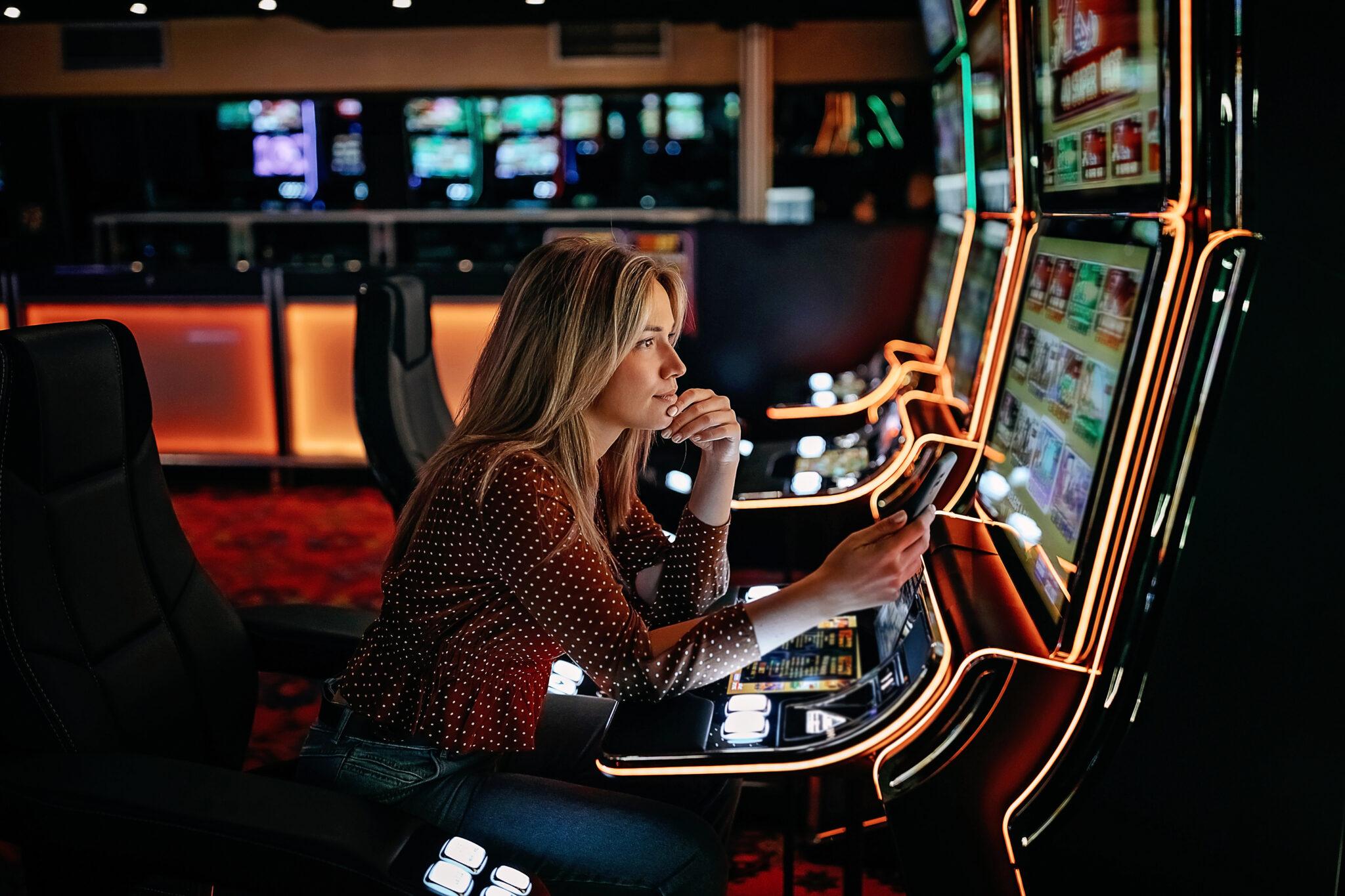 Khám phá thế giới game đánh bài đổi thưởng hấp dẫn tại sieumanga và bí quyết chiến thắng trên sieumanga