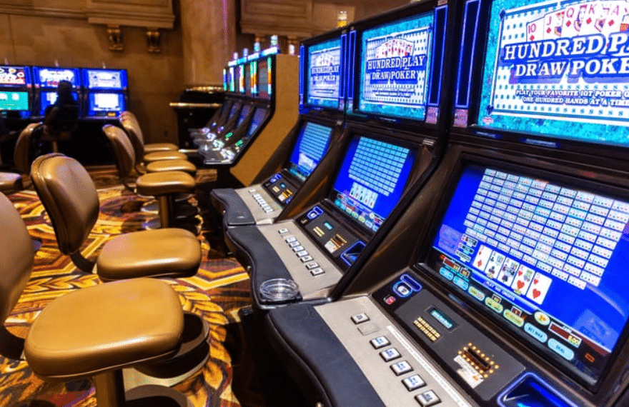 Khám phá cách chơi poker chuyên nghiệp và học hỏi chiến thuật chơi poker hiệu quả